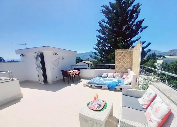 Villa Mondello Terraces & Jacuzzi